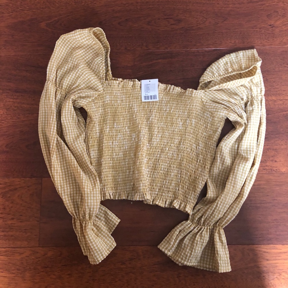 Urban outfitters gingham top size S NWT